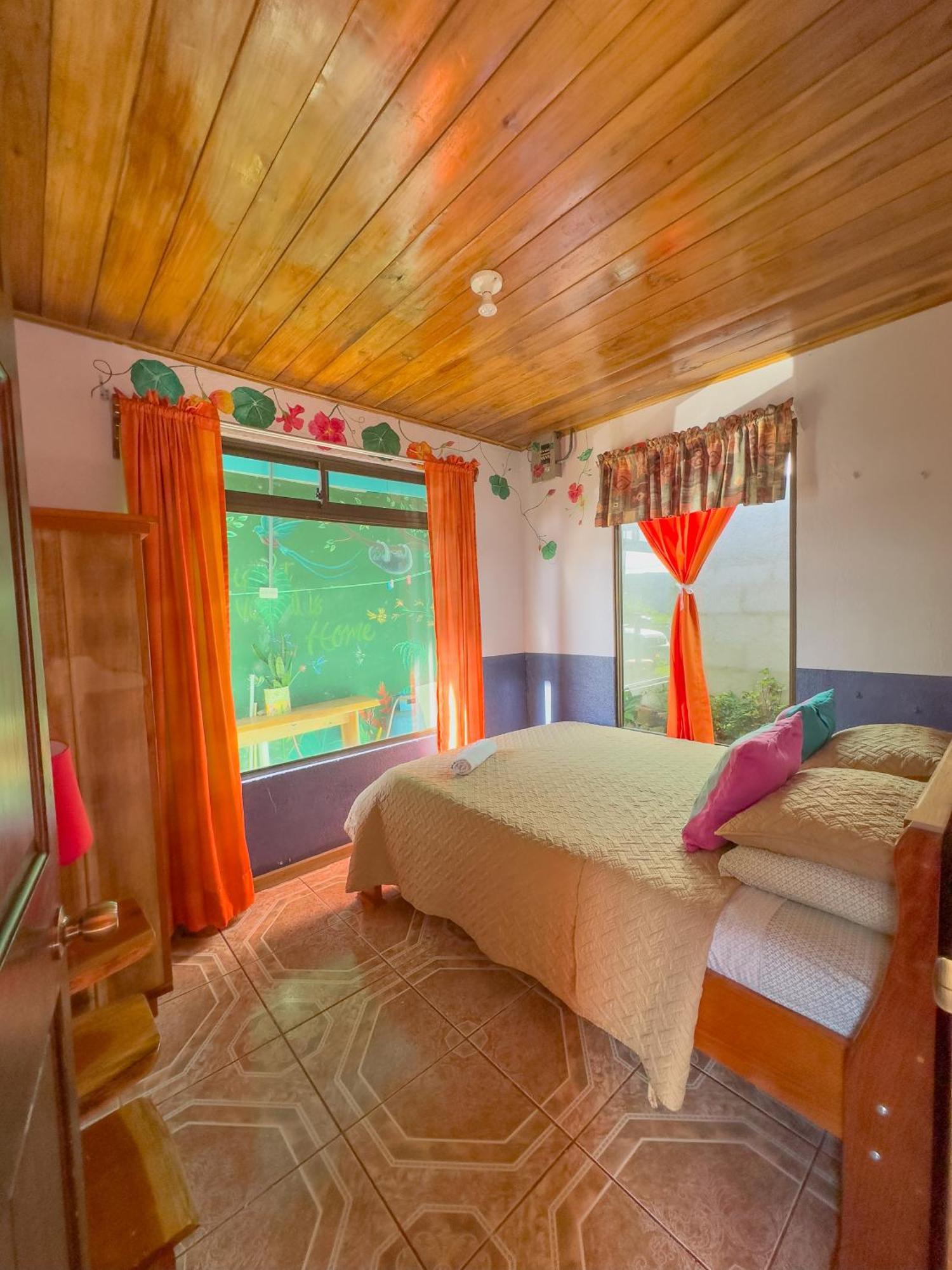 Lidia'S Mountain View Vacation Homes Monteverde Exterior photo