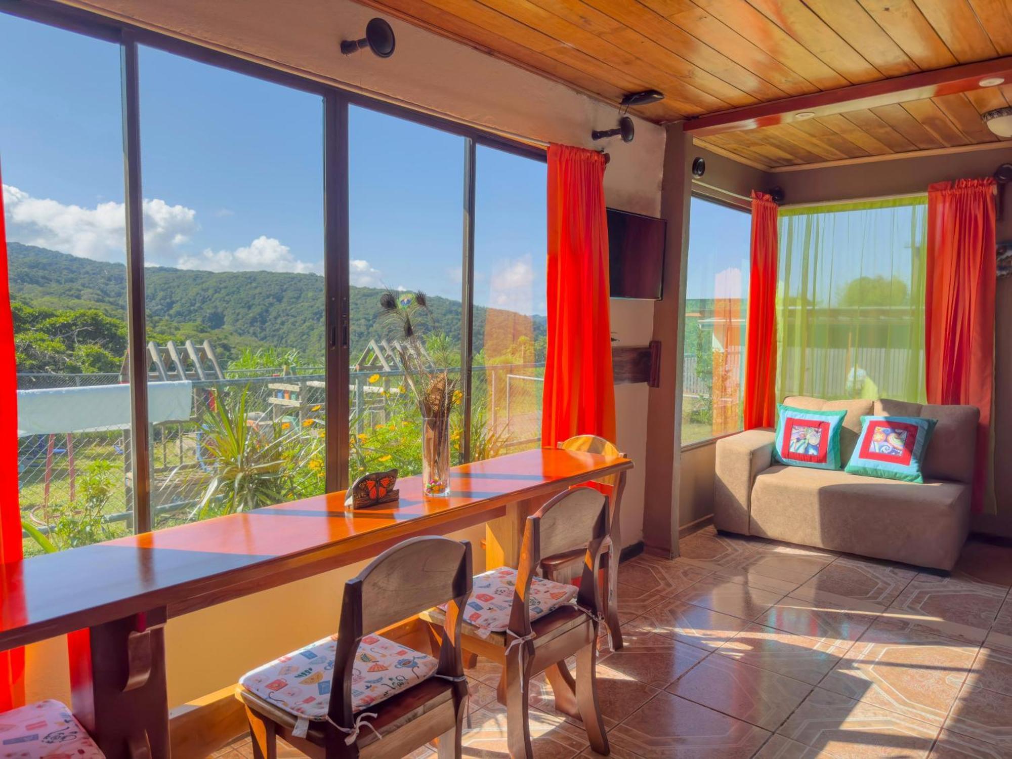 Lidia'S Mountain View Vacation Homes Monteverde Exterior photo